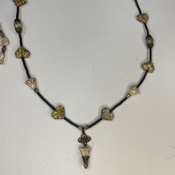 Handmade leaf Necklace and bracelet set - Picture 3 of 9